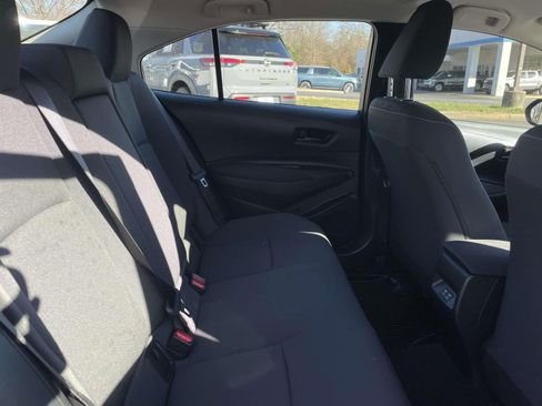 Used 2024 Toyota Corolla LE image 15