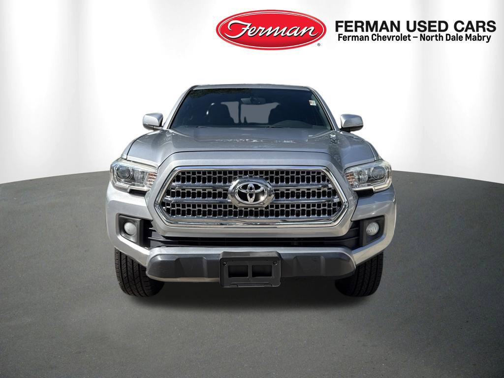 Used 2017 Toyota Tacoma TRD Off-Road w/ Tow Package AWD/4WD image 8