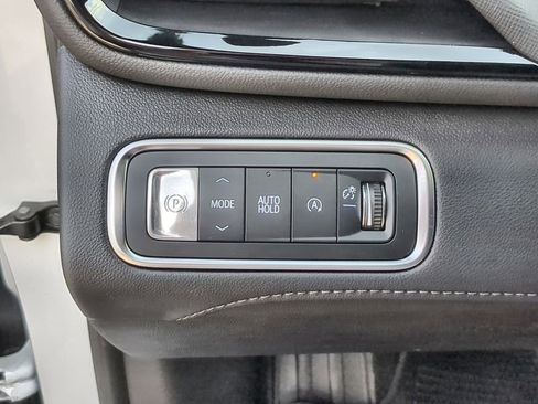 Used 2026 Buick Enclave Preferred FWD image 18