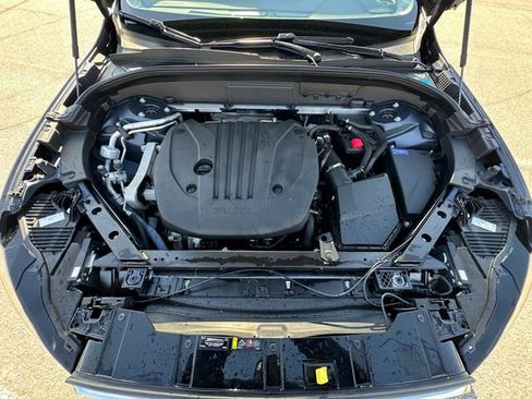 Used 2023 Volvo XC60 B5 Plus w/ Climate Package AWD/4WD image 35