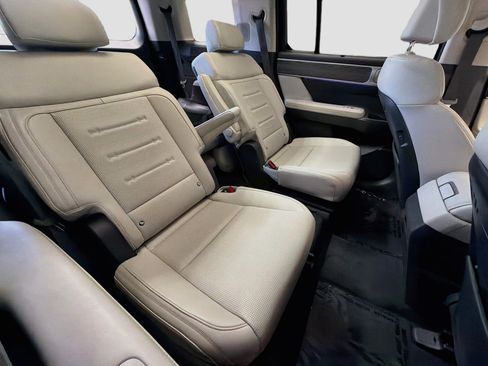 Used 2025 Hyundai Santa Fe Calligraphy FWD image 14