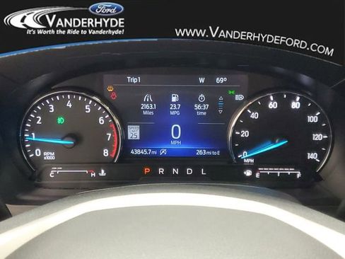 Used 2021 Ford Explorer Limited image 27