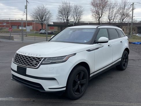 Used 2018 Land Rover Range Rover Velar S image 2
