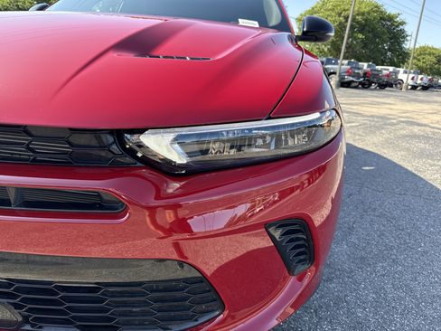 Used 2025 Dodge Hornet GT w/ GT Plus Package AWD/4WD image 5