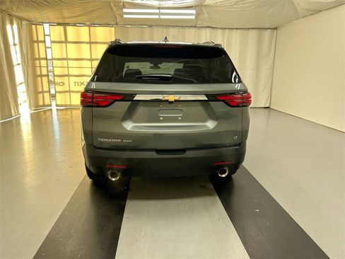 Used 2023 Chevrolet Traverse LT image 21