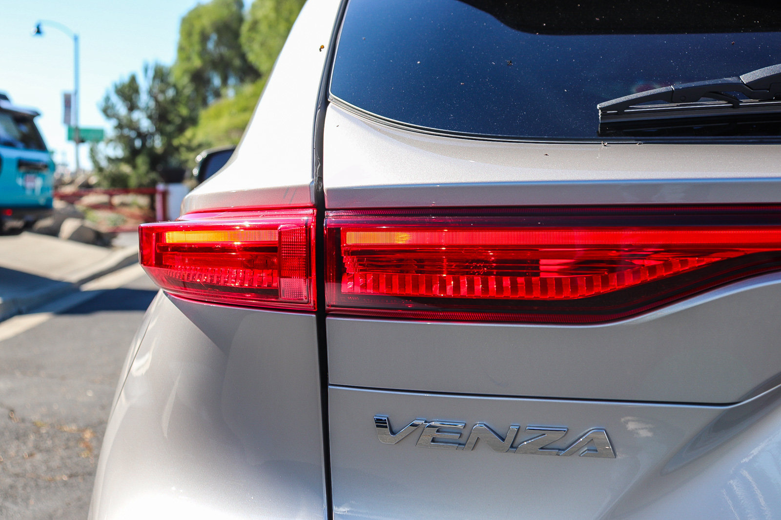 Certified 2024 Toyota Venza LE AWD/4WD image 10