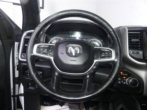 Used 2019 RAM 1500 Big Horn AWD/4WD image 29