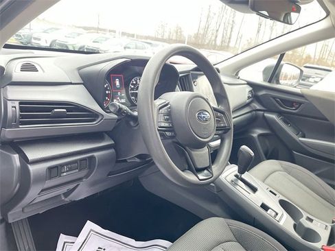 Used 2024 Subaru Crosstrek 2.0i Premium image 10