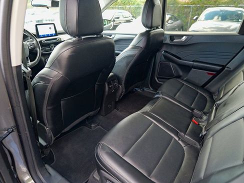 Used 2022 Ford Escape SEL w/ Technology Package image 25