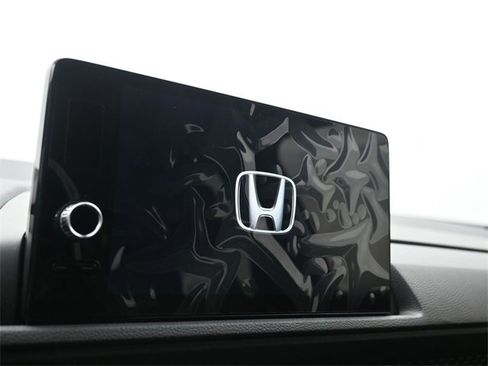 Used 2025 Honda CR-V Sport-L image 9