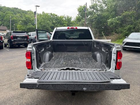 Used 2019 GMC Sierra 1500 SLE w/ SLE Value Package AWD/4WD image 30