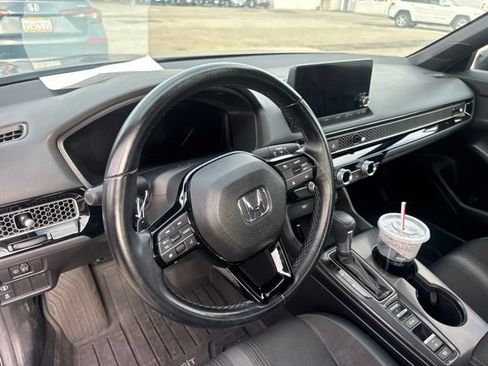 Used 2024 Honda Civic Sport image 10