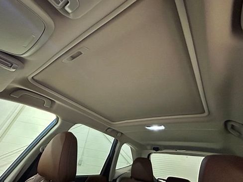 Used 2019 Subaru Forester Touring w/ Popular Package #3 AWD/4WD image 48