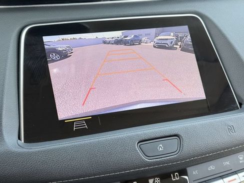 Used 2019 Cadillac XT4 Premium Luxury FWD image 14