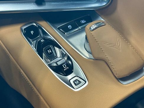 Certified 2021 Chevrolet Corvette Coupe w/ 2LT RWD image 17