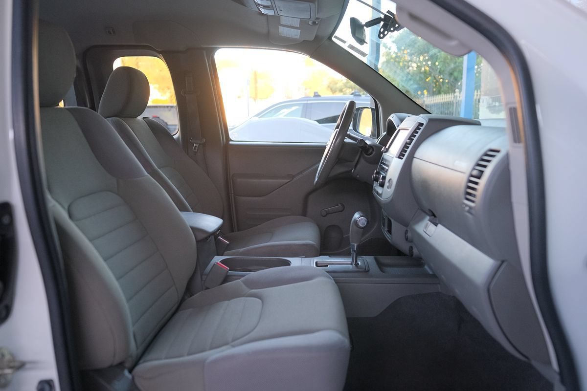 Used 2019 Nissan Frontier S RWD image 27