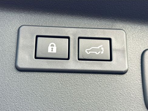 New 2026 Subaru Outback Premium image 12