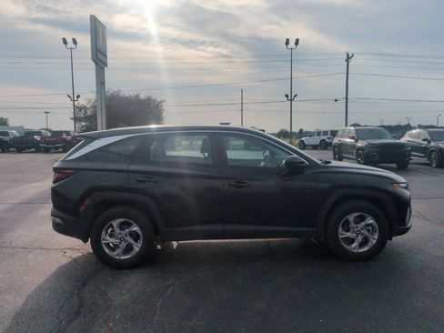 Used 2023 Hyundai Tucson SE AWD/4WD image 5