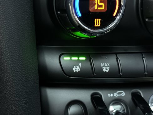 Used 2024 MINI Cooper SE FWD image 22