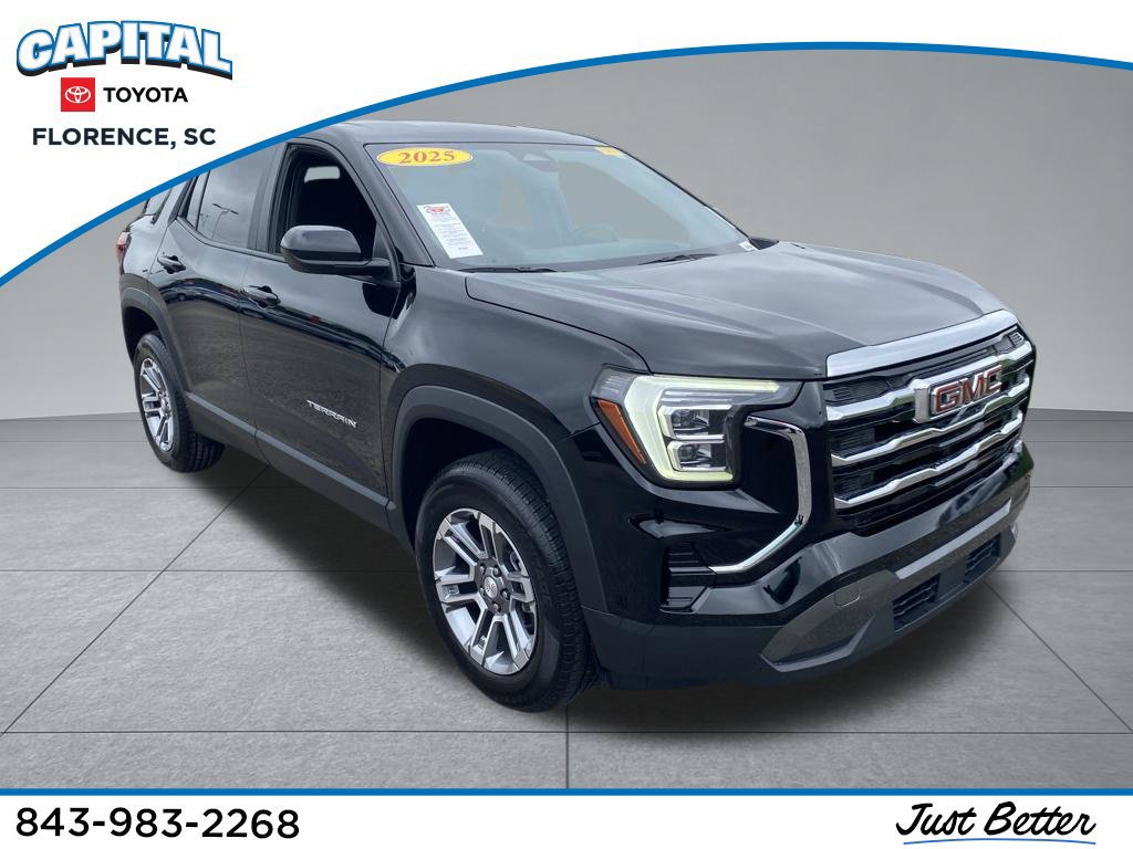 Used 2025 GMC Terrain Elevation AWD/4WD image 1
