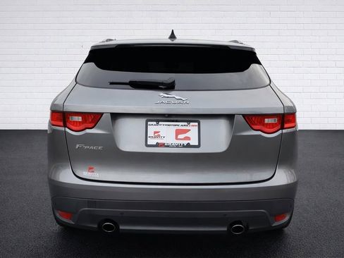 Used 2020 Jaguar F-PACE Premium image 5