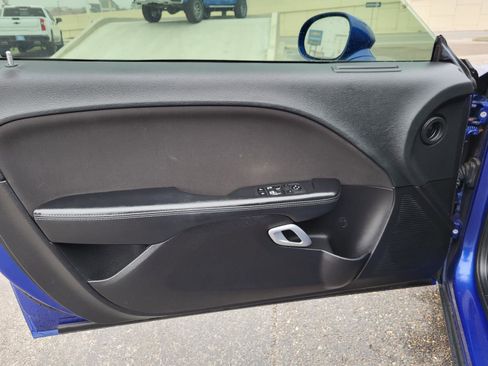 Used 2021 Dodge Challenger R/T w/ Blacktop Package image 18