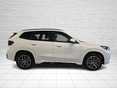 Used 2026 BMW X1 xDrive28i image 7