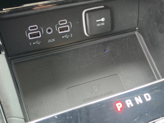 Used 2023 Jeep Grand Cherokee Limited w/ Luxury Tech Group II RWD image 31
