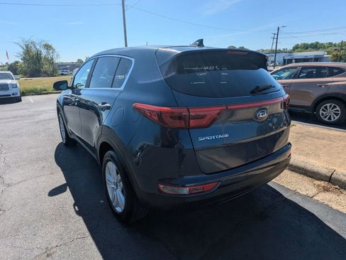 Used 2018 Kia Sportage LX image 5