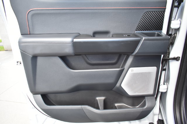 Used 2025 Ford F150 Raptor AWD/4WD image 47