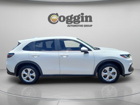 Used 2024 Honda HR-V LX image 6