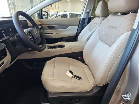 Certified 2026 Nissan Murano Platinum w/ Cargo Package AWD/4WD image 9