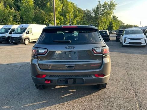 Used 2022 Jeep Compass Trailhawk w/ Trailhawk Elite Group AWD/4WD image 5