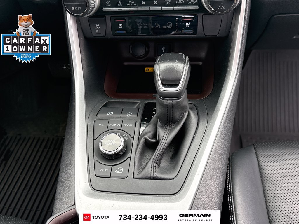 Used 2022 Toyota RAV4 Limited AWD/4WD image 18
