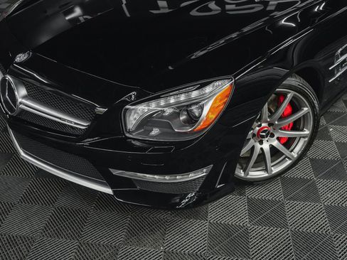 Used 2015 Mercedes-Benz SL 63 AMG image 4