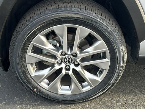 Certified 2023 Toyota RAV4 XLE Premium image 9