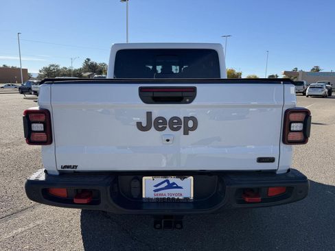 Used 2020 Jeep Gladiator Rubicon image 4