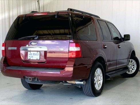 Used 2011 Ford Expedition XLT w/ Leather Seating Pkg RWD image 13