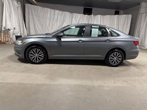 Used 2021 Volkswagen Jetta S image 4