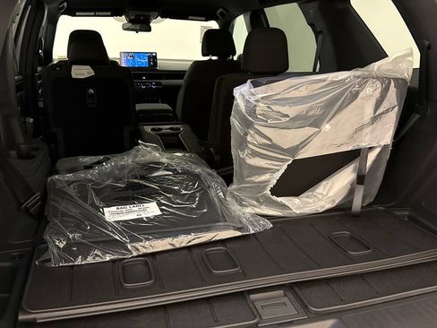 New 2026 Honda Pilot Sport image 11