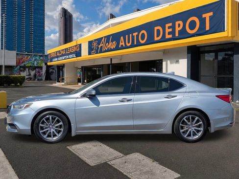 Used 2019 Acura TLX FWD image 2