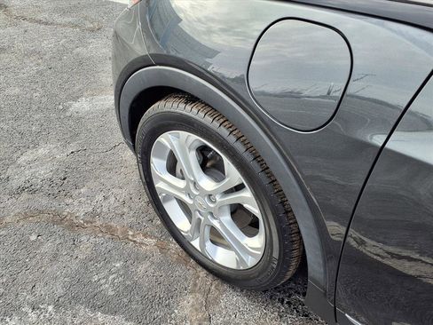 Used 2021 Chevrolet Bolt LT image 20