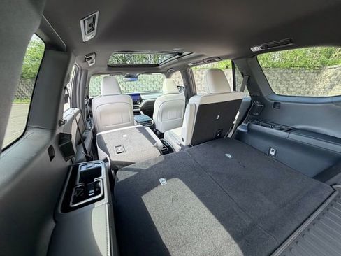 New 2026 Lexus TX 350 AWD image 28