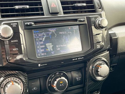 Used 2018 Toyota 4Runner TRD Off-Road Premium image 15