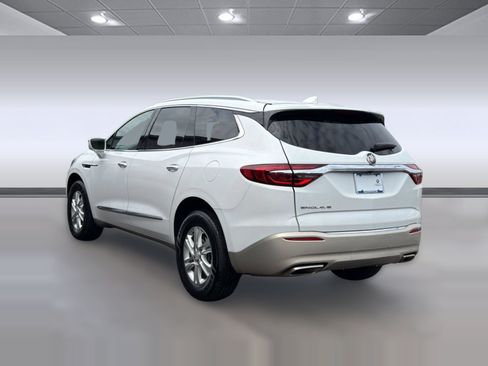 Used 2020 Buick Enclave Essence FWD image 3