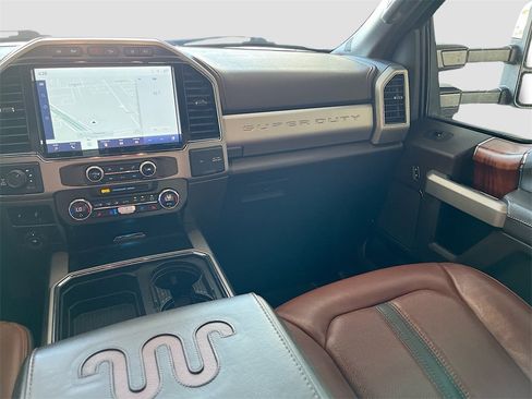 Used 2022 Ford F250 King Ranch w/ Chrome Package image 24