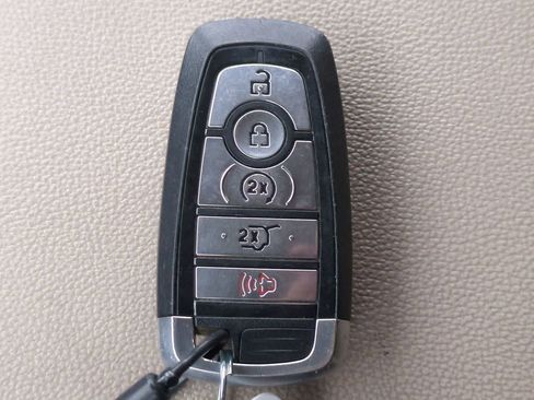 Used 2024 Ford Expedition Max Limited image 36