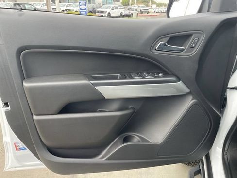 Used 2022 Chevrolet Colorado ZR2 AWD/4WD image 19