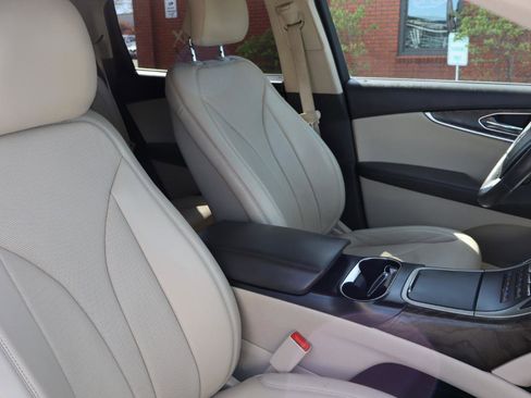 Used 2019 Lincoln Nautilus Reserve AWD/4WD image 28