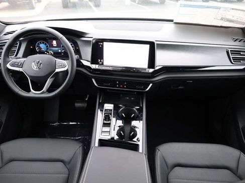 New 2026 Volkswagen Atlas Cross Sport SEL image 25